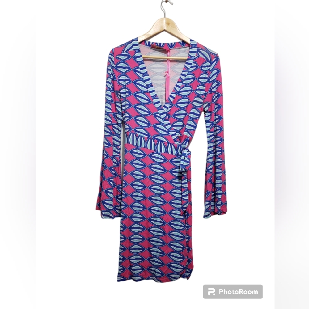NWT Macbeth Collection Wrap Bell Sleeves Dress M